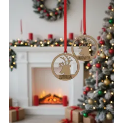 Adorno de Navidad de Madera Reno y Nombre