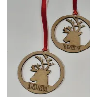 Adorno de Navidad de Madera Reno y Nombre