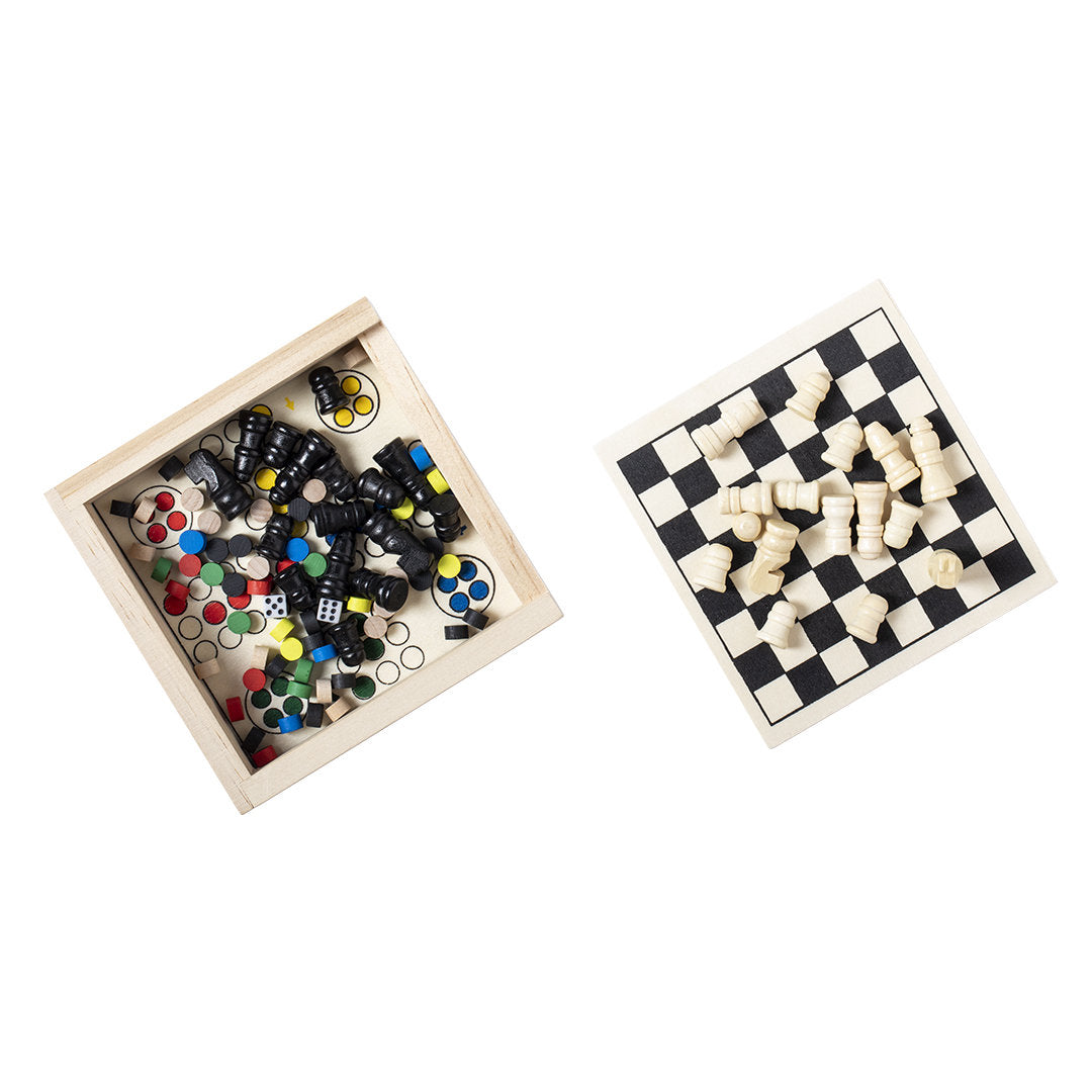 Set 3 juegos de mesa en caja de madera con tableros de Parqués, Ajedrez y Damas